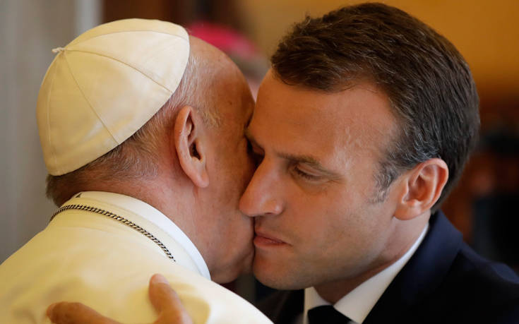 Οι Μακρόν συνάντησαν τον πάπα Φραγκίσκο στο Βατικανό
