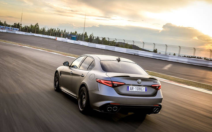 AlfaRomeo2 AlfaRomeo2