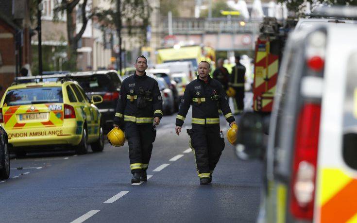 Υπό έλεγχο μεγάλη φωτιά σε ουρανοξύστη του Λονδίνου