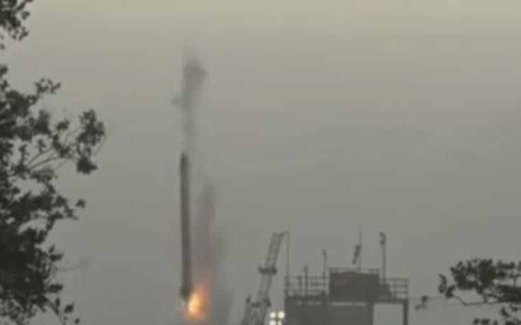 Πύραυλος εξερράγη λίγα δευτερόλεπτα μετά την εκτόξευσή του
