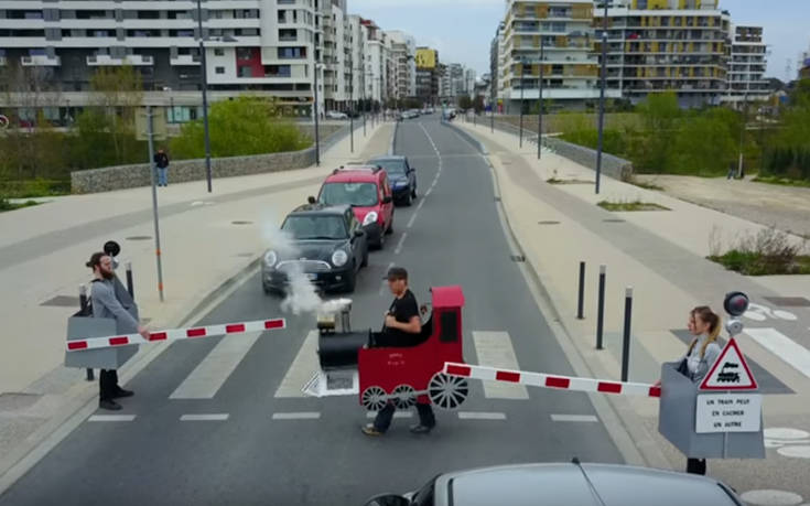 Ο Ρεμί έγινε τρένο και δε γίνεται κάποιος να μην σταματήσει