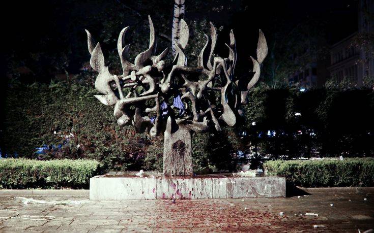 «Απαράδεκτη και αποκρουστική η βεβήλωση του Μνημείου Ολοκαυτώματος»