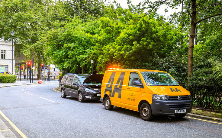 Έμεινε με το αυτοκίνητο και περίμενε την οδική βοήθεια… 22 ώρες