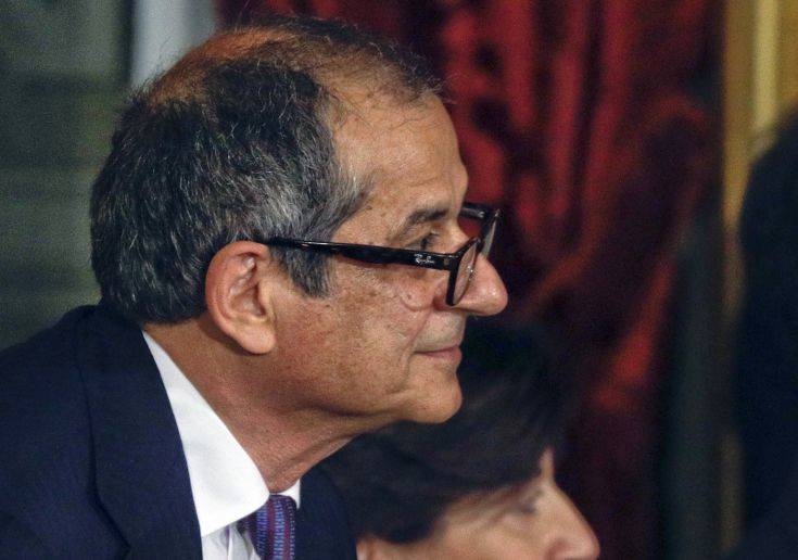 Ιταλός υπουργός Οικονομικών: Η κυβέρνηση δεν έχει πρόθεση να εγκαταλείψει το ευρώ