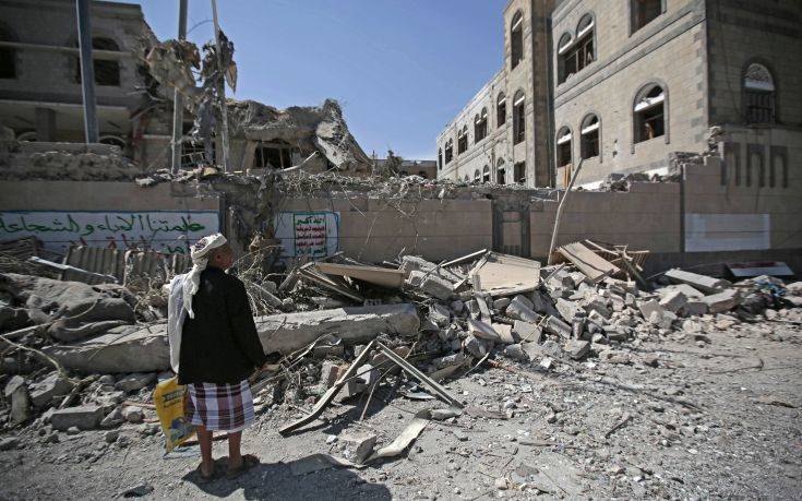 Μεγάλη επιχείρηση σε εξέλιξη στην Υεμένη, βομβαρδίστηκε λιμάνι