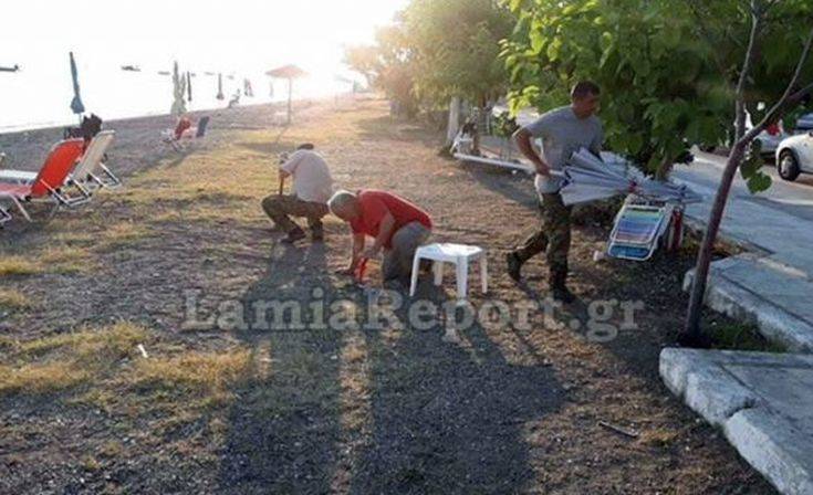 Συνεχίζεται η επιχείρηση απομάκρυνσης ομπρελών και καρεκλών στις παραλίες της Φθιώτιδας