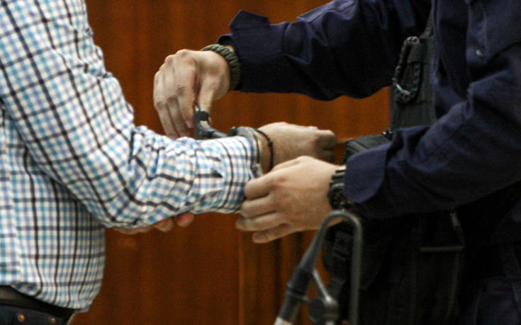Σύλληψη άνδρα για ναρκωτικά στην Κοζάνη