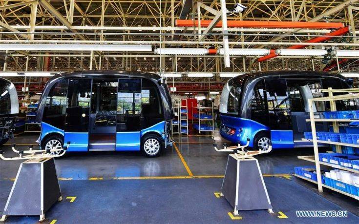 Κινεζική εταιρεία ξεκίνησε τη μαζική παραγωγή μικρού αυτόνομου λεωφορείου χωρίς οδηγό