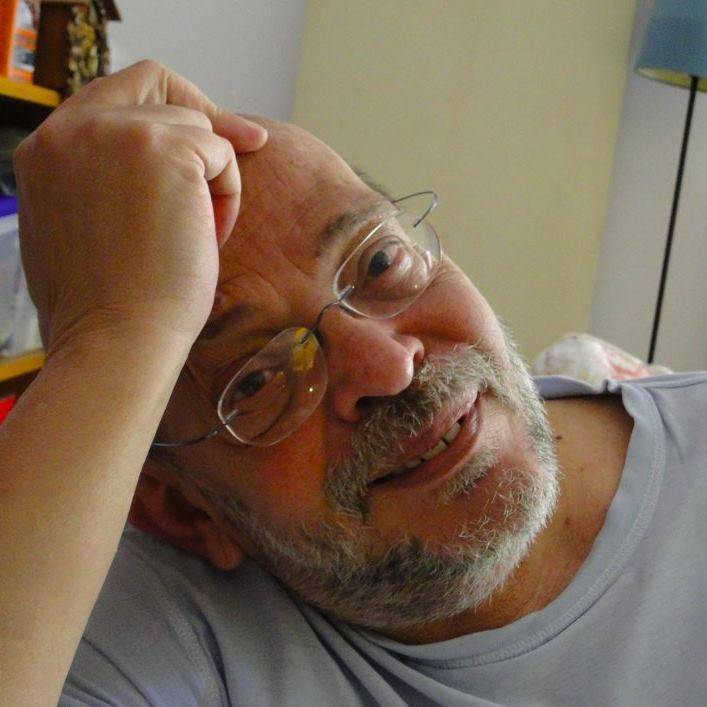Έφυγε από τη ζωή ο δημοσιογράφος Μάνος Αντώναρος