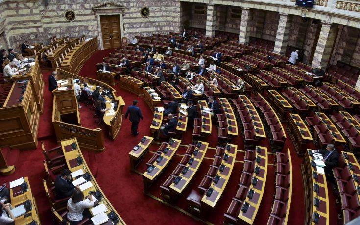 Αντιδρά βουλευτής του ΣΥΡΙΖΑ στην απόφαση για ενός λεπτού σιγή για Κατσίφα