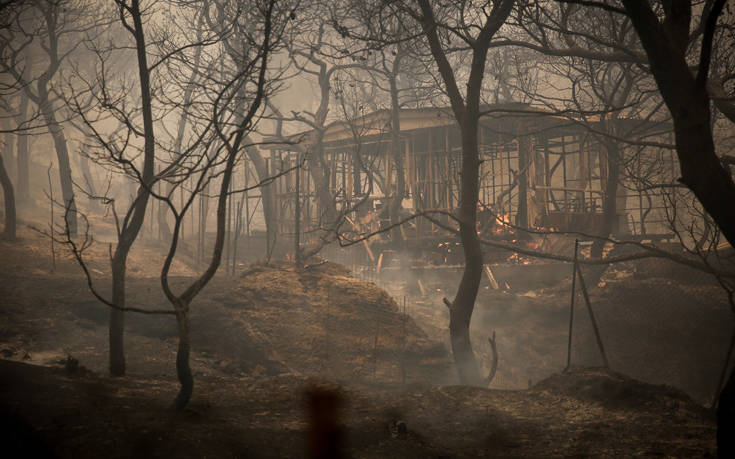 Τα νέα στοιχεία για τα σπίτια που κάηκαν στις φωτιές στην Αττική