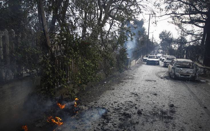 Στους 50 οι νεκροί στις φονικές πυρκαγιές στην Αττική