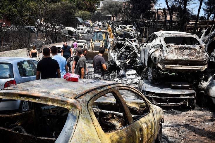 Εφάπαξ βοήθημα στα παιδιά που έχασαν τους γονείς τους στις φονικές πυρκαγιές