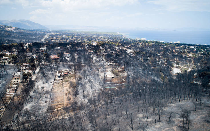 Ροναλντίνιο: Πονάω για την Ελλάδα μας, κουράγιο Έλληνες