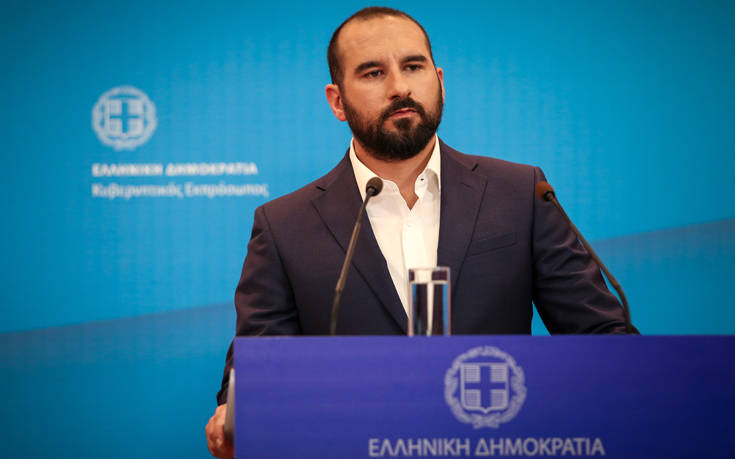 Τζανακόπουλος: Ο Μοσκοβισί επιβεβαιώνει ότι η περίοδος των μνημονίων τελείωσε