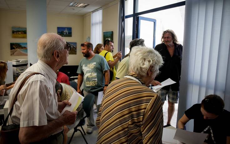 Χωρίς προβλήματα η υποβολή αιτήσεων των πυρόπληκτων της Αττικής