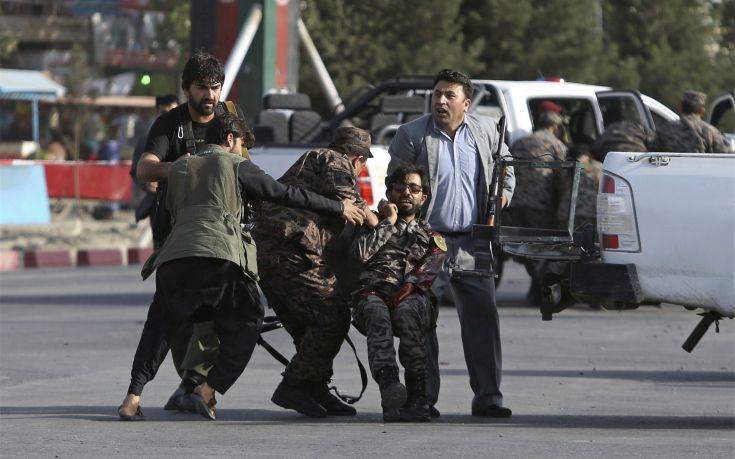 Στους 32 οι νεκροί από την επίθεση αυτοκτονίας στο Αφγανιστάν