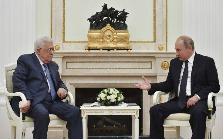 Συνάντηση Πούτιν και Αμπάς στο Κρεμλίνο