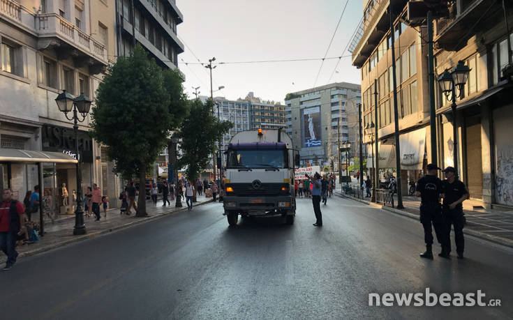 Διαμαρτυρία για τον ΧΥΤΑ Φυλής στο κέντρο της Αθήνας