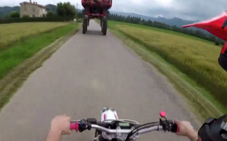 Τέτοια προσπέραση δεν έχετε ξαναδεί