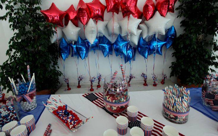 ÁÈÇÍÁ-Äåîßùóç ôïõ Áìåñéêáíïý ÐñÝóâç ÔæÝöñõ ÐÜéô ãéá ôçí åèíéêÞ åïñôÞ ôùí ÇÐÁ , ÇìÝñá Áíåîáñôçóßáò. (Eurokinissi-ÌÐÏÍÇÓ ×ÑÇÓÔÏÓ) ÁÈÇÍÁ-Äåîßùóç ôïõ Áìåñéêáíïý ÐñÝóâç ÔæÝöñõ ÐÜéô ãéá ôçí åèíéêÞ åïñôÞ ôùí ÇÐÁ , ÇìÝñá Áíåîáñôçóßáò. (Eurokinissi-ÌÐÏÍÇÓ ×ÑÇÓÔÏÓ)