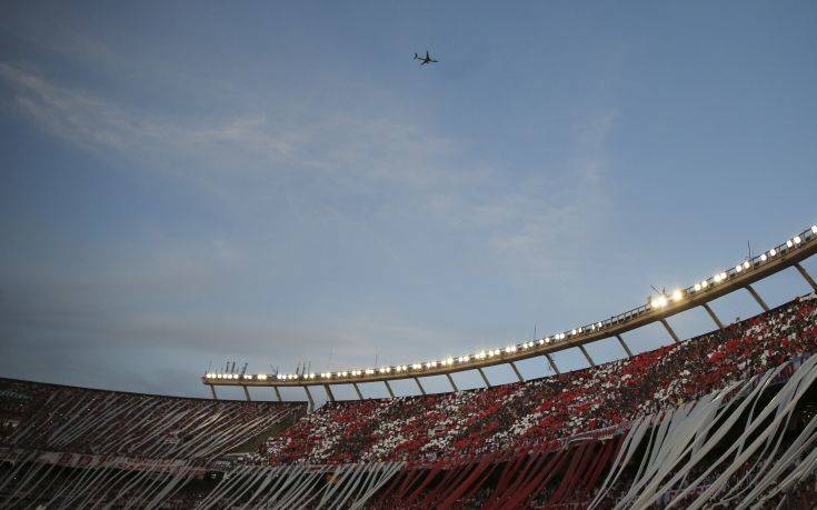 Ο παίκτης που υπέγραψε συμβόλαιο για να παίξει κόντρα στην αγαπημένη του ομάδα