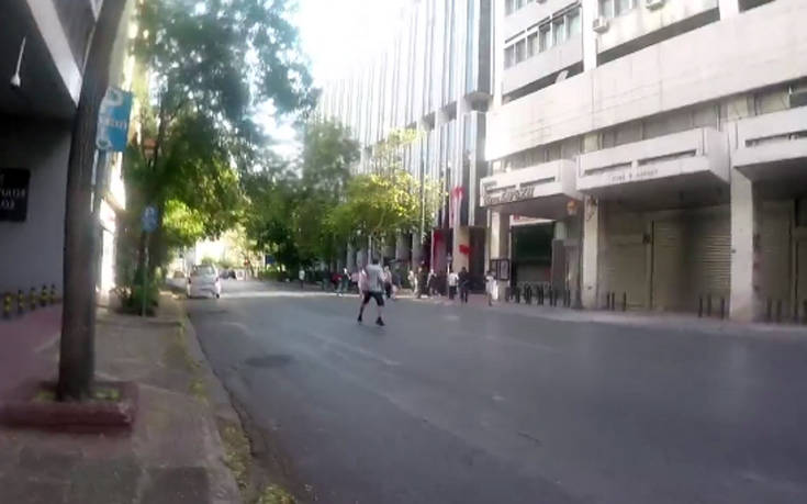 Βίντεο από την επίθεση του Ρουβίκωνα στο υπουργείο Εξωτερικών
