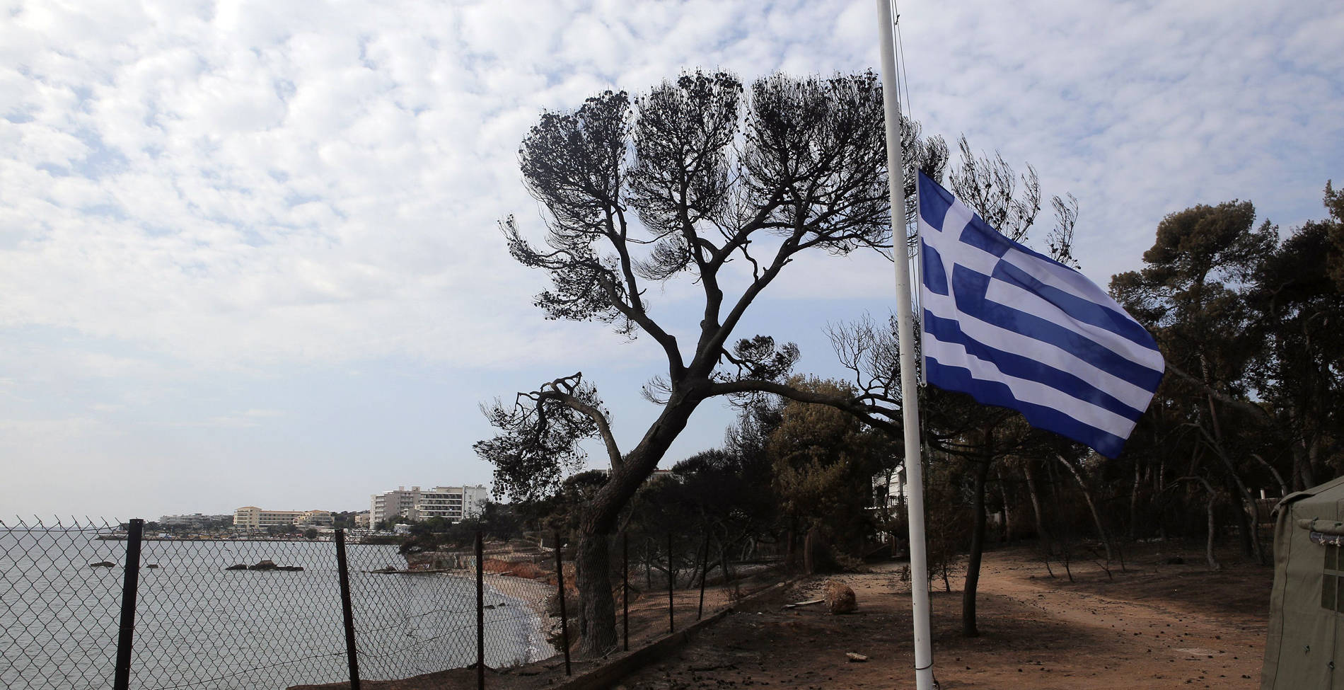 Τι πήγε στραβά, τελικά, και φτάσαμε στην πολύνεκρη τραγωδία από τις φωτιές;