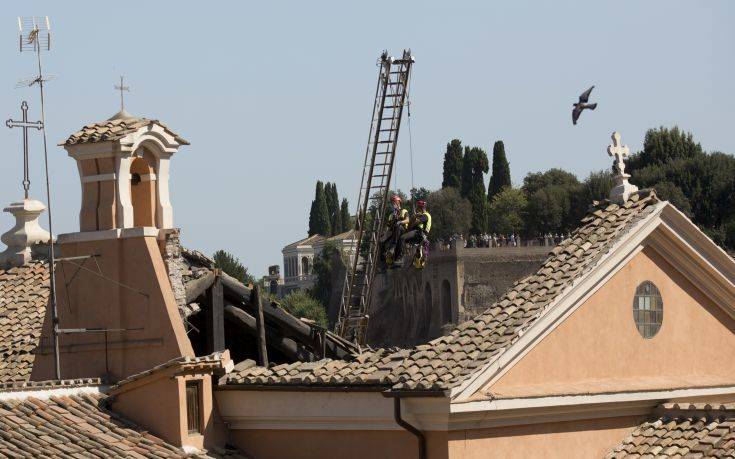 Κατέρρευσε η οροφή ιστορικής εκκλησίας στο κέντρο της Ρώμης