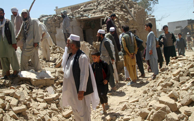 Τις πληγές από το πέρασμα των Ταλιμπάν μετρά η πόλη Γκάζνι