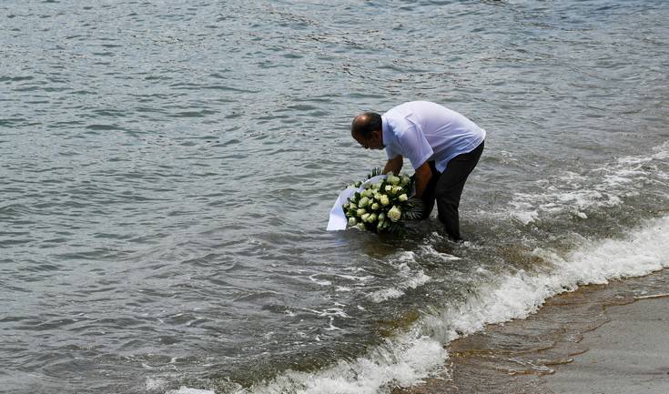 Ποιοι διαχειρίζονται τα λεφτά από τις δωρεές μετά τις φωτιές της Αττικής