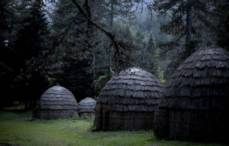 Οι σαρακατσάνικες καλύβες στον Γυφτόκαμπο