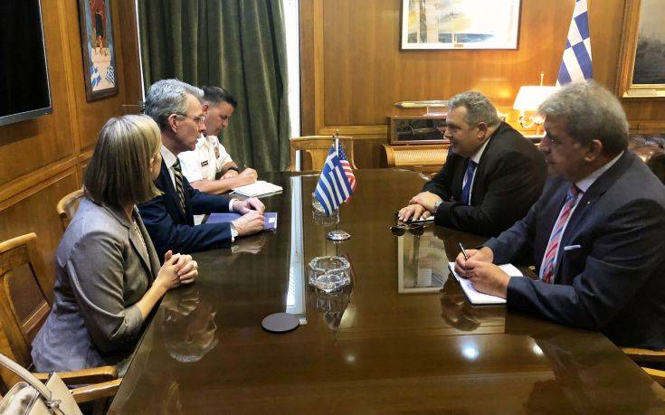 Συνάντηση Καμμένου με Πάιατ