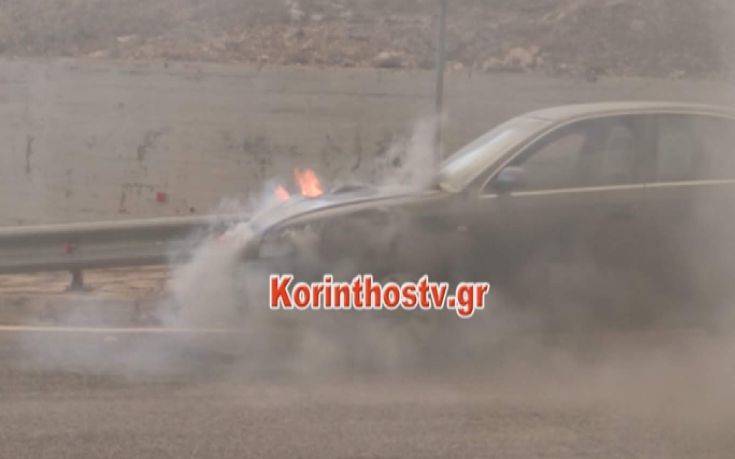 Φωτιά σε εν κινήσει αυτοκίνητο στην εθνική οδό Αθηνών – Κορίνθου