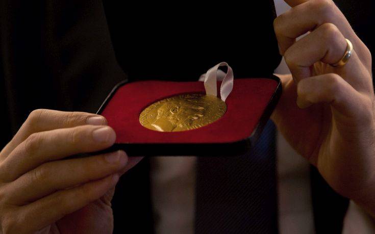 Πρώην Κούρδος πρόσφυγας τιμήθηκε με το «Νόμπελ Μαθηματικών»