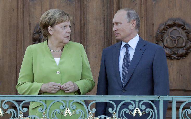 Τι συμφώνησαν Μέρκελ και Πούτιν για το θέμα της Ουκρανίας