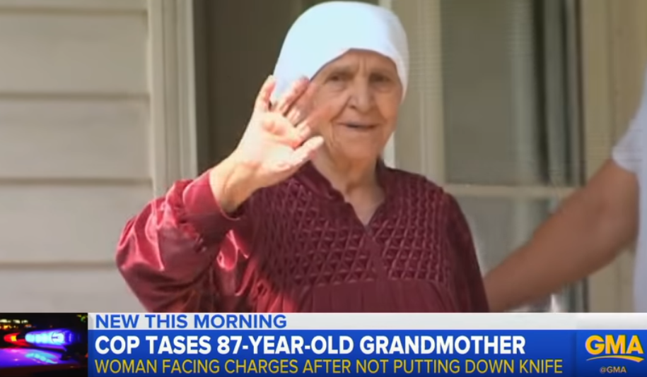 «Χτύπησαν» με taser 87χρονη επειδή κρατούσε μαχαίρι και μάζευε χόρτα