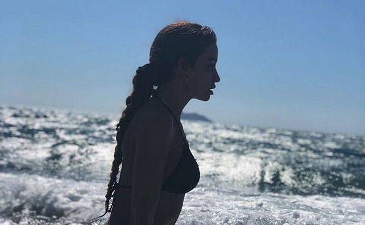 Η Ελένη Φουρέιρα βάζει το μπικίνι της και αναστατώνει