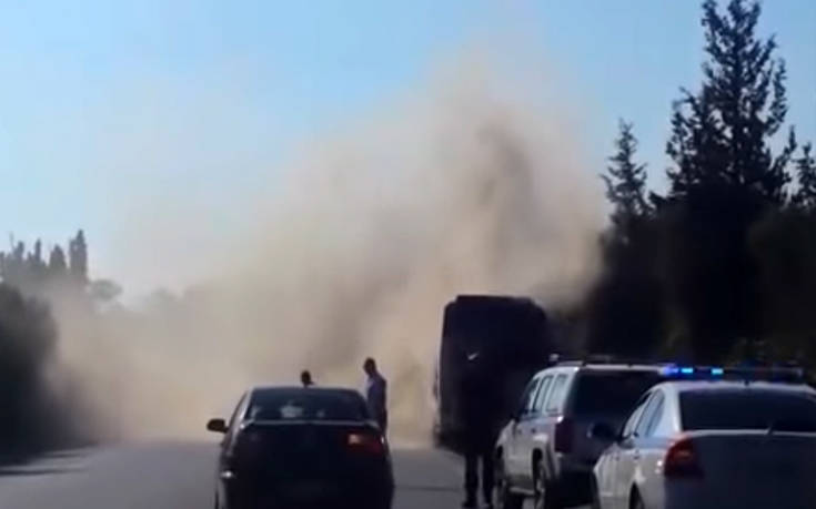 Βίντεο από την φωτιά σε λεωφορείο με τουρίστες