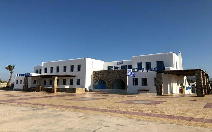Ο Δήμος Μυκόνου έδωσε 600.000 ευρώ για τα σχολεία του νησιού