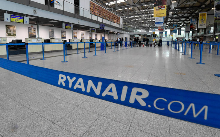 Κόβει πτήσεις η Ryanair &#8211; Έπεσαν οι κρατήσεις λόγω κορονοϊού