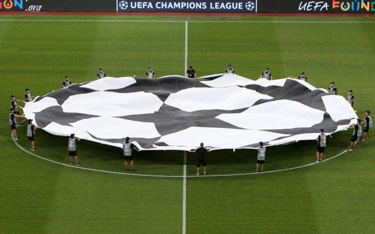 Η UEFA εξετάζει να μεταφέρει το Champions League τα Σαββατοκύριακα
