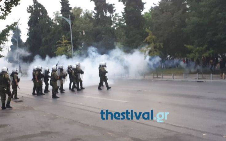 Νέες εικόνες από τα επεισόδια στη Θεσσαλονίκη