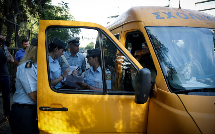 Παραβάσεις σε σχολικά λεωφορεία και στη Θεσσαλονίκη ανακάλυψε η Τροχαία