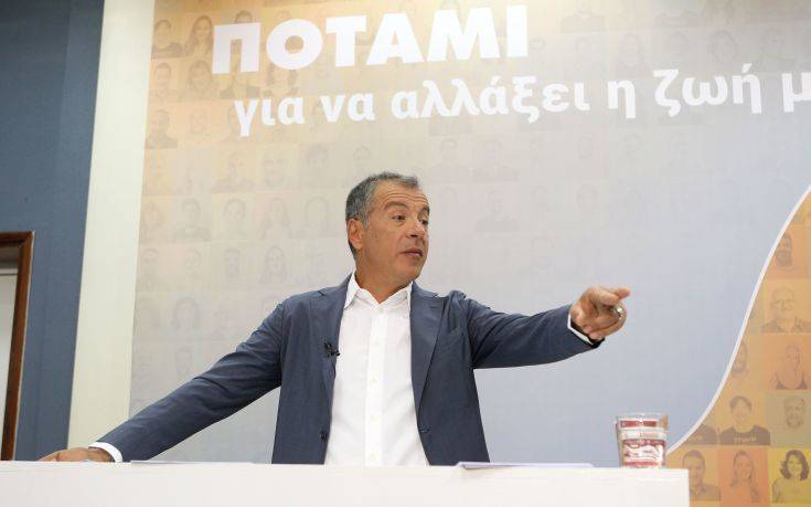 Θεοδωράκης: Να κλείσουμε τον δρόμο στους πολιτικούς που ξεγελούν τους πολίτες