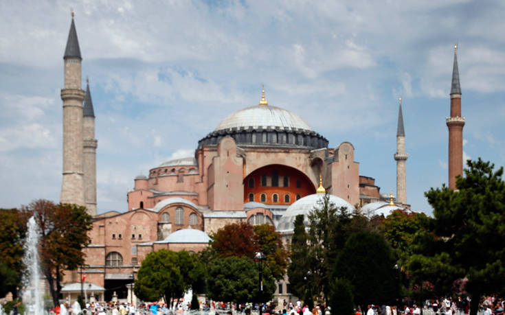 Βαρβιτσιώτης: Αν ο Ερντογάν μετατρέψει την Αγία Σοφία σε τζαμί θα έχει κόστος για την Τουρκία