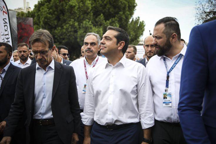 Τσίπρας: Αφήνουμε πίσω μας την ύφεση και τη λιτότητα