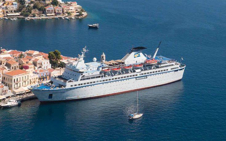 Στο λιμάνι της Θεσσαλονίκης το κρουαζιερόπλοιο «Salamis Filoxenia»