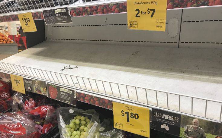 Συναγερμός στην Αυστραλία για τις βελόνες και καρφίτσες μέσα σε φράουλες
