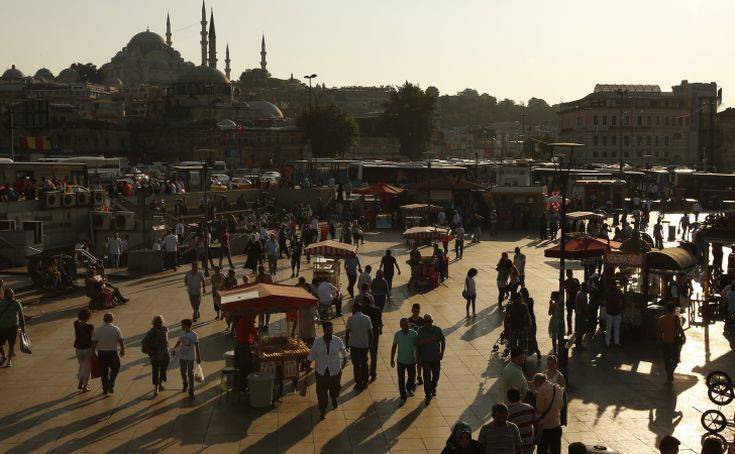 Πυροβολισμοί σε κεντρική περιοχή της Κωνσταντινούπολης